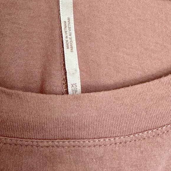 Free People Nellie Twofer Mauve Pink Oversized Sequin Long Sleeve Tee Tunic XS - Picture 10 of 16